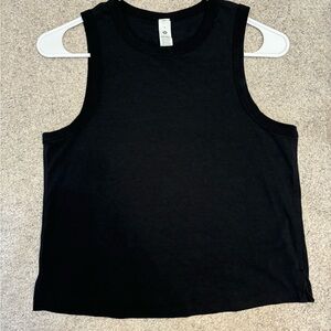 Black lululemon tank top